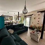 Casa Duque Compartida Familiar 1-Habitacion Con Bano Propio